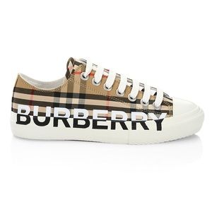 Burberry Vintage Check Canvas. Men’s EU Size 42.